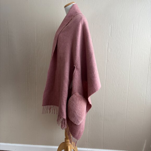 Madewell Cozy Wool Blend Faux-Fur Pocket Cape Scarf Wrap - Picture 12 of 16